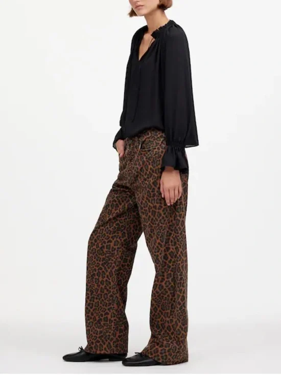 Madewell Low-Slung Baggy Jeans in Leopard Print - Picture 6 of 8